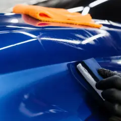 Jak przygotować auto do woskowania, aby uzyskać perfekcyjny efekt