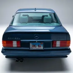 Mercedes-Benz 500 E: Historia, osiągi i wartość klasycznego sedana