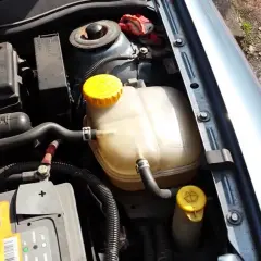 Ile płynu do chłodnicy potrzebuje Opel Vectra C 1.9? Sprawdź teraz!