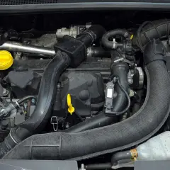 Renault Clio 3: Jaki silnik wybrać do tego modelu, by uniknąć problemów?
