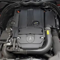 Silniki w Mercedes W204: Który silnik najlepiej wybrać do tego modelu?
