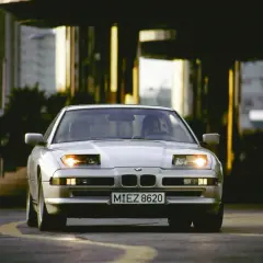BMW lata 90: Czy te klasyczne modele nadal warto kupić i użytkować?