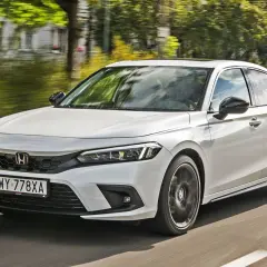 Honda Civic 11 generacja: Czy to najlepszy model na rynku kompaktów?
