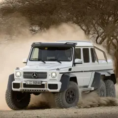 Mercedes G Klasa 6x6 – unikalne cechy, które zaskakują i fascynują