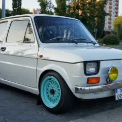 Tuning Fiata 126: Jak poprawić osiągi i wygląd tego klasyka?