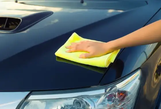 Jak polerować auto samemu? Poradnik DIY krok po kroku